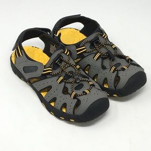 Khombu Kids Athletic Boys Grey Active Sandals 1